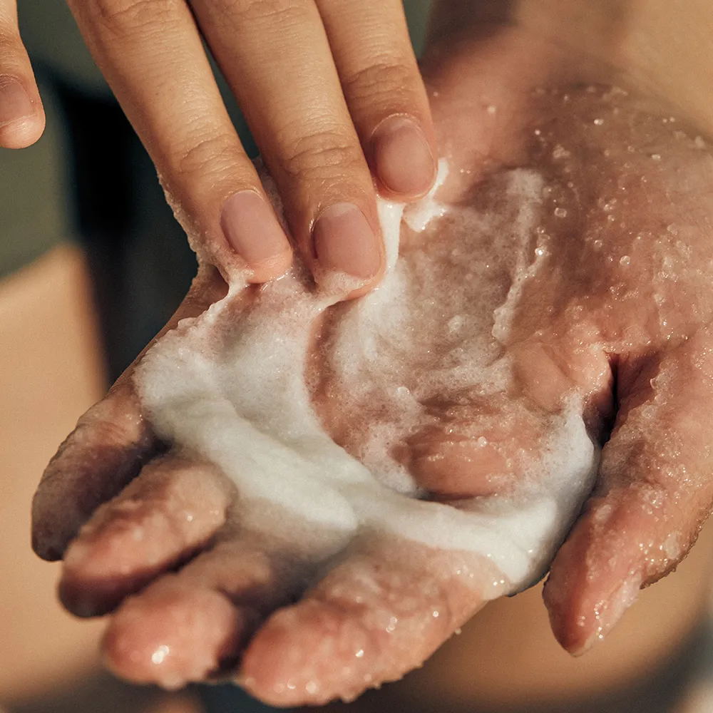 AROMATICA Rosemary Salt Scrub Shampoo - Image 4