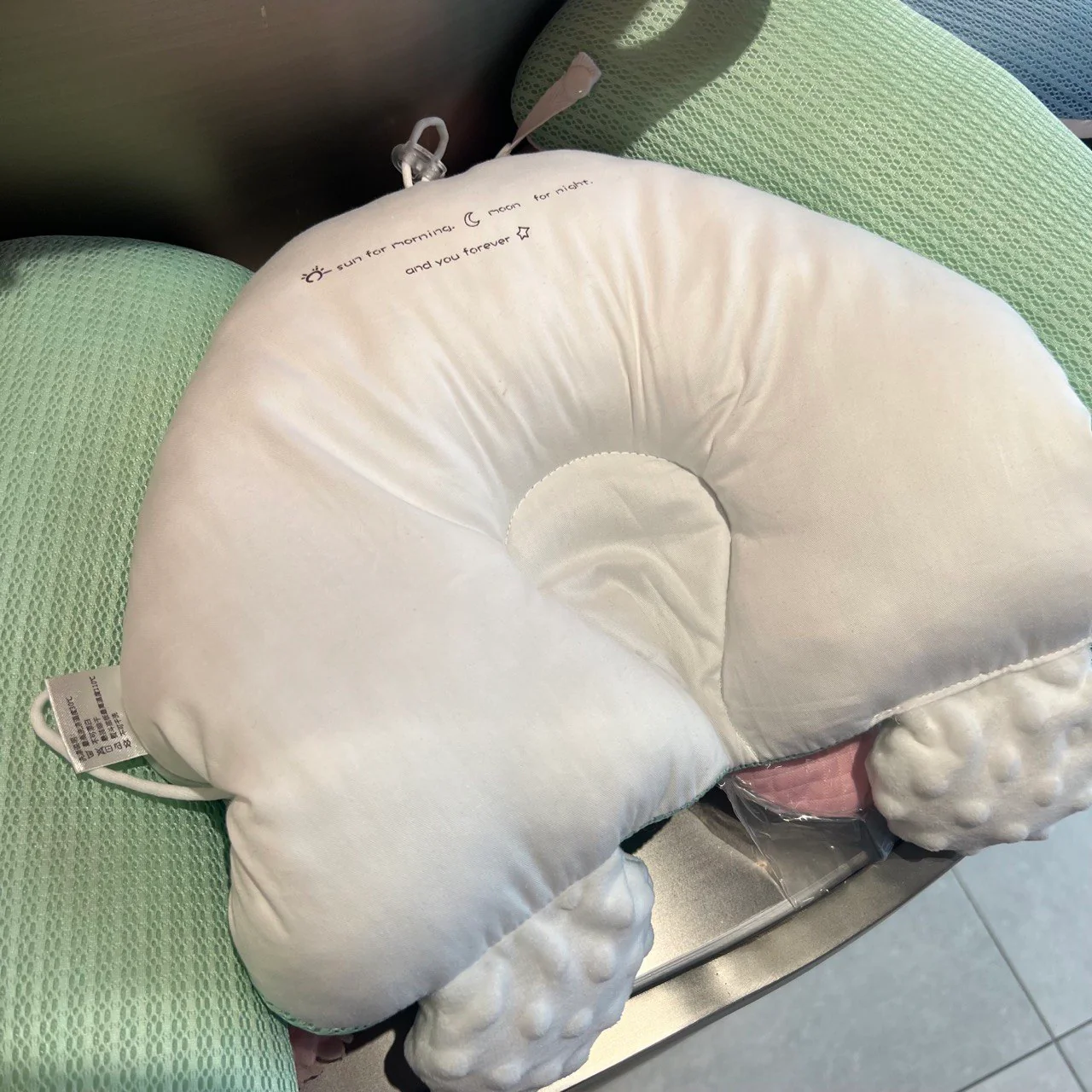 Newborn Baby Head Shaping Pillow - Image 7