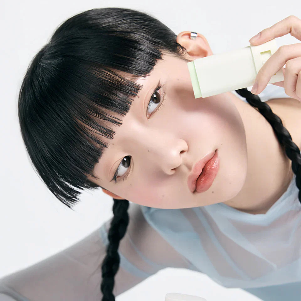 BEAUTY OF JOSEON Matte Sun Stick: Mugwort + Camelia - Image 6