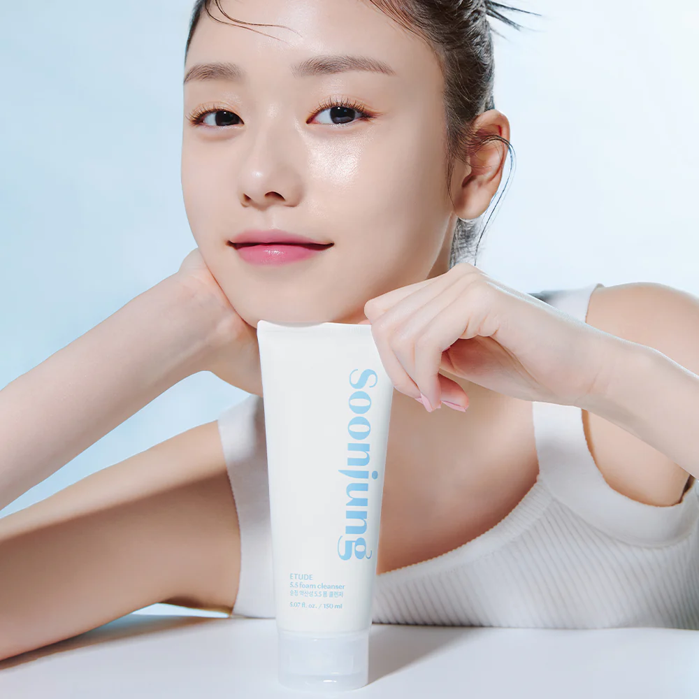 ETUDE Soonjung 5.5 Foam Cleanser 150ml - Image 2