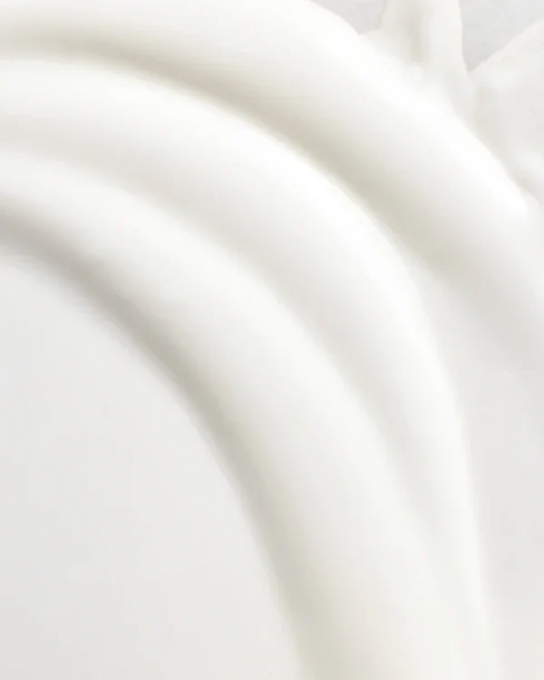HOUSE OF HUR Weightless Sun Fluid 50ml - Image 3