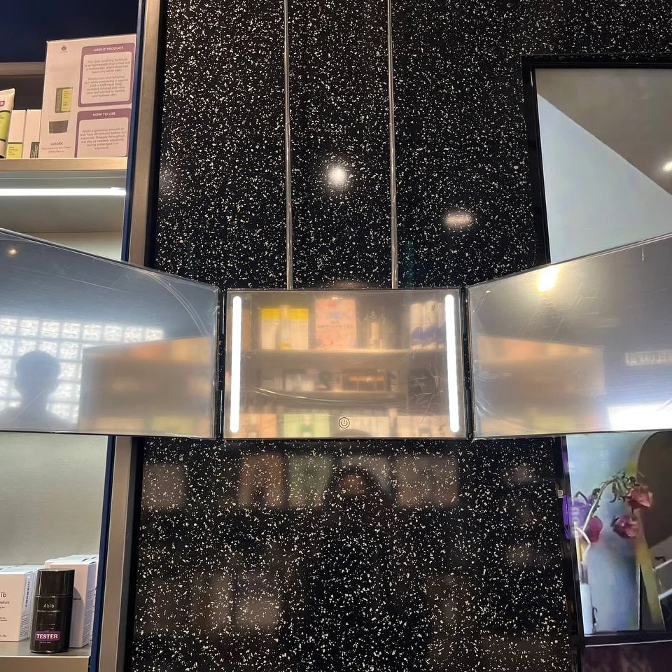 Portable Hanging 3-fold Led Mirror - Image 9
