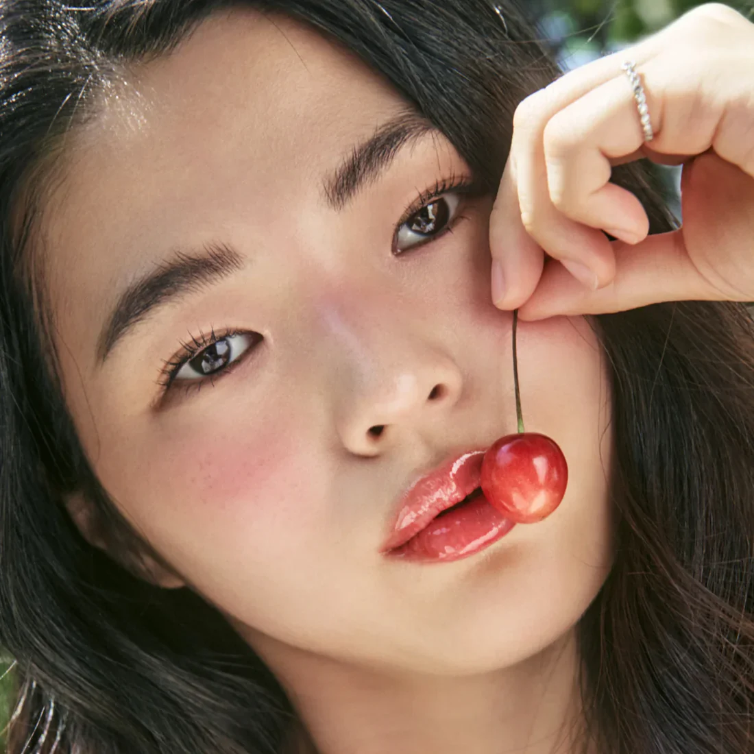 TOCOBO Juicy Berry Plumping Lip Oil (12 Shades) - Image 5